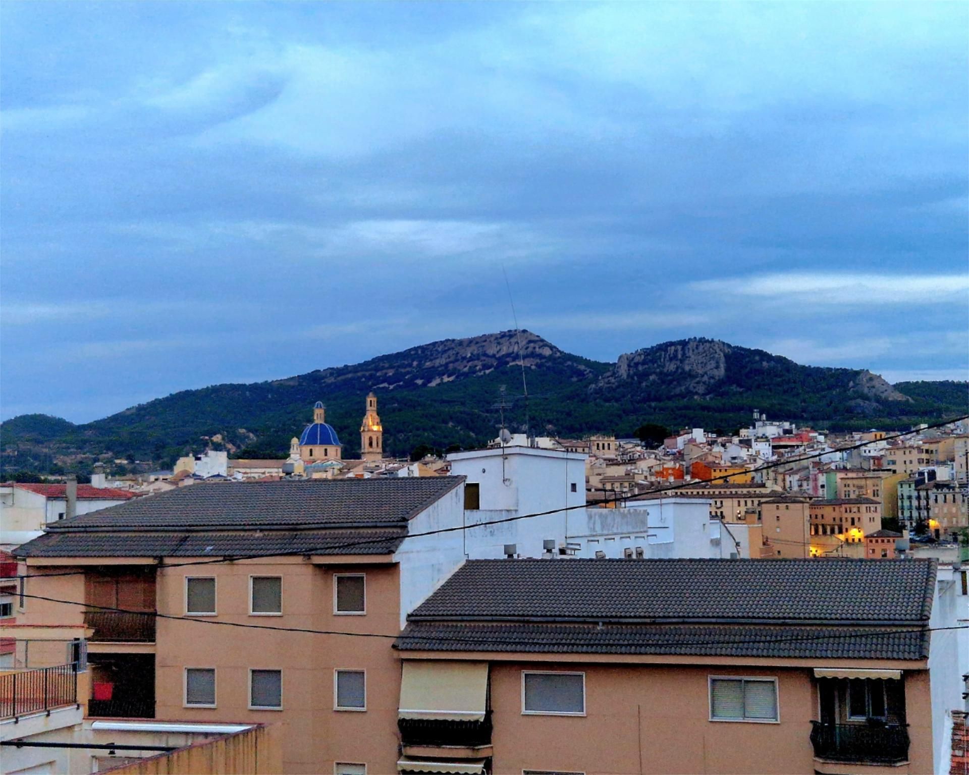Vista exterior de Pis de lloguer en Alcoy / Alcoi amb Moblat, Forn i Rentadora