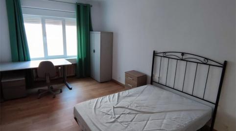 Photo 3 of Flat to rent in Avenida del Padre Isla, 1, Centro Ciudad, León