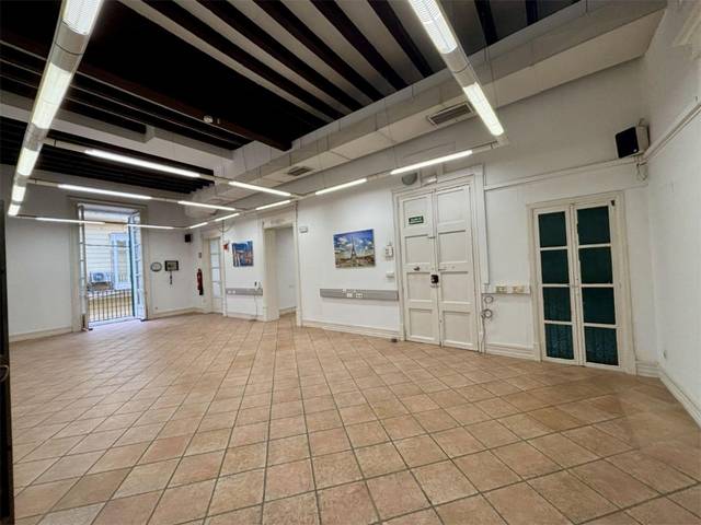 Oficina en Alquiler en Avinguda d'Antoni Maura, 22 en La Llotja - Born