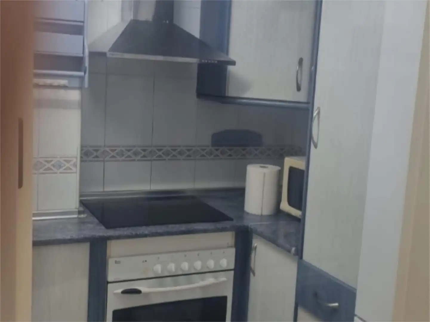 Piso de alquiler en Calle Sotavento, 6, Almerimar Cocina de Piso de alquiler en El Ejido con Jardín privado, Terraza y Trastero