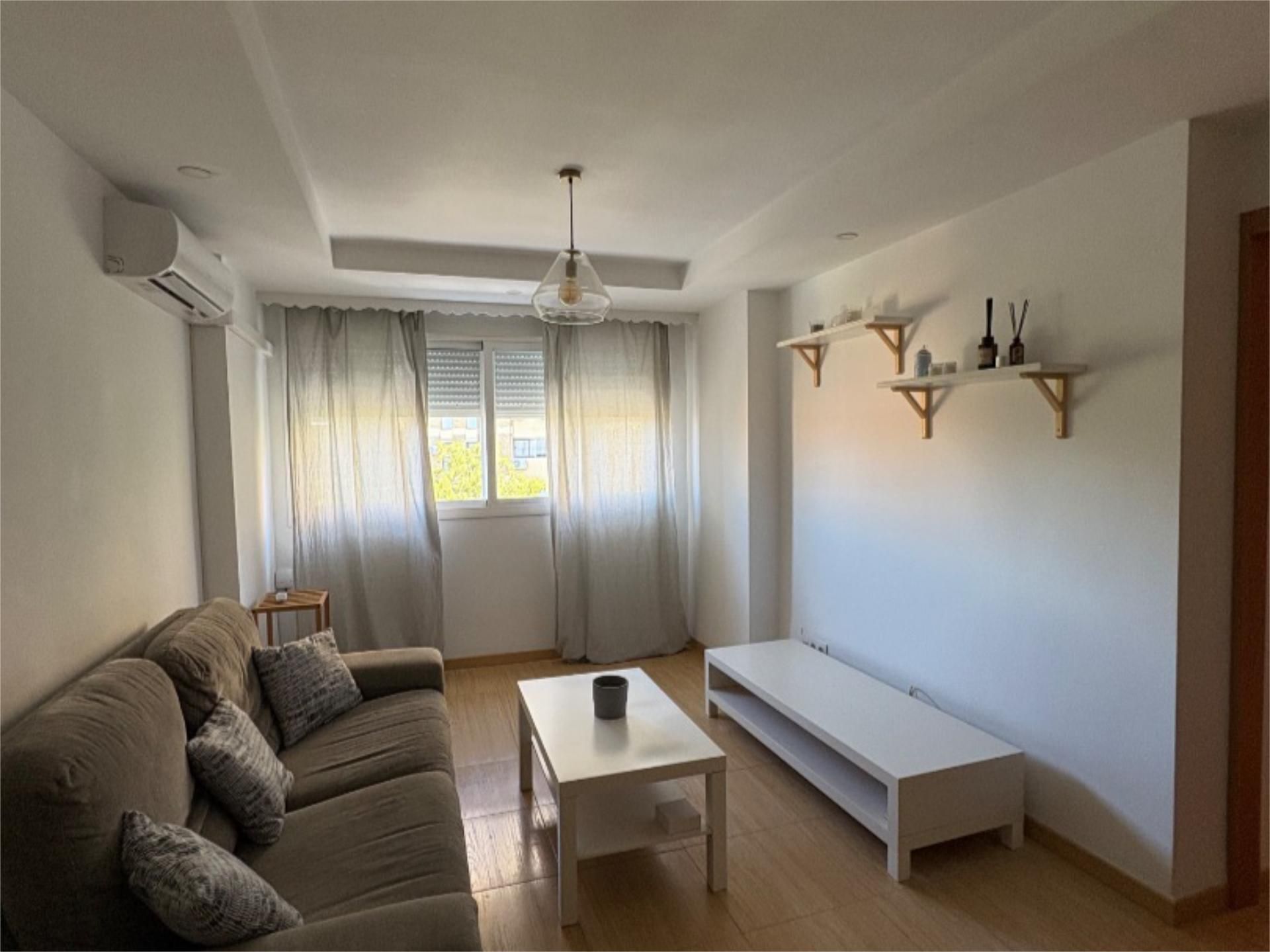 Bedroom of Flat to rent in  Sevilla Capital  with Air Conditioner, Heating and Furnished
