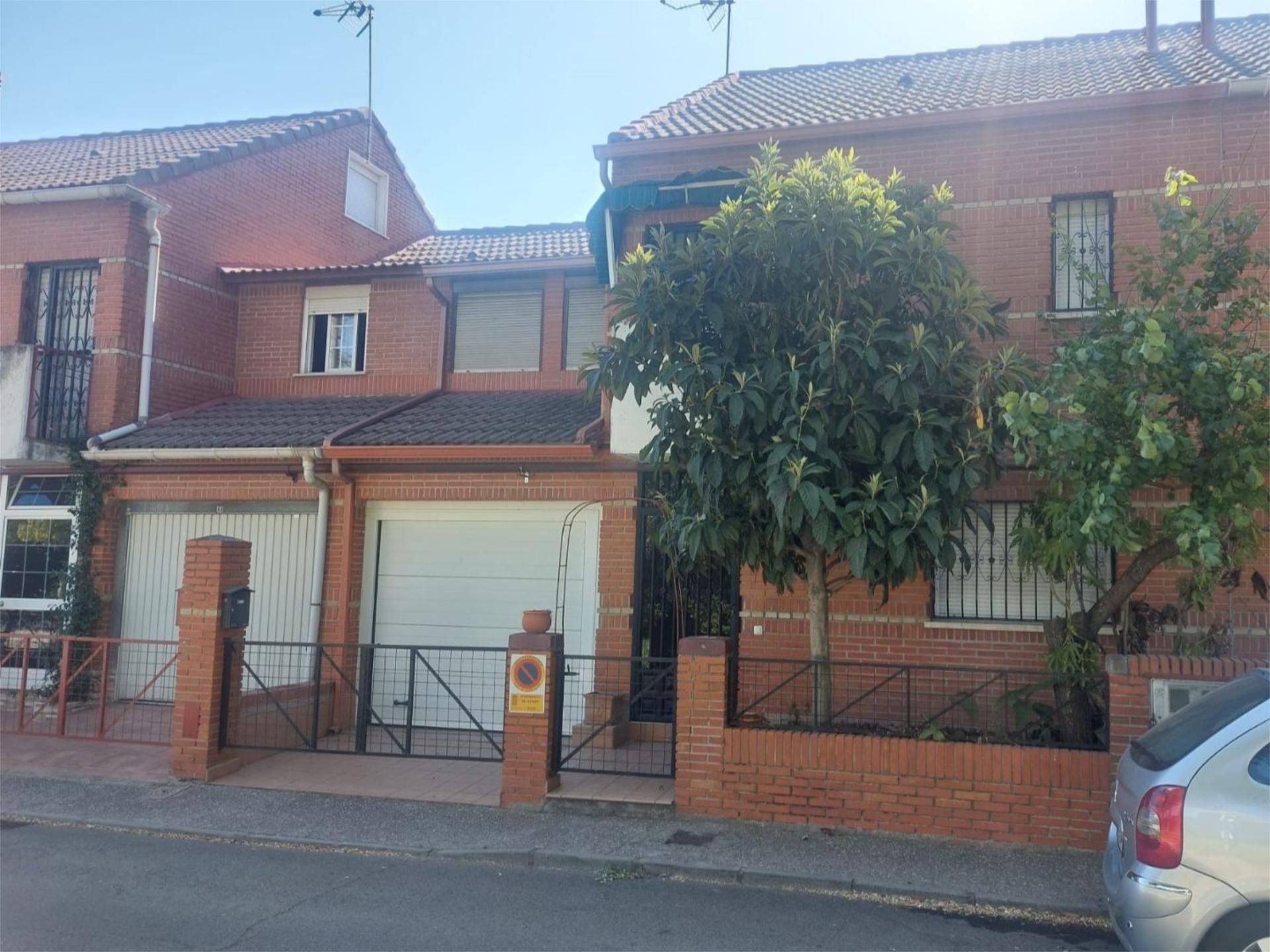 Exterior view of House or chalet for sale in Getafe  with Air Conditioner, Terrace and Balcony
