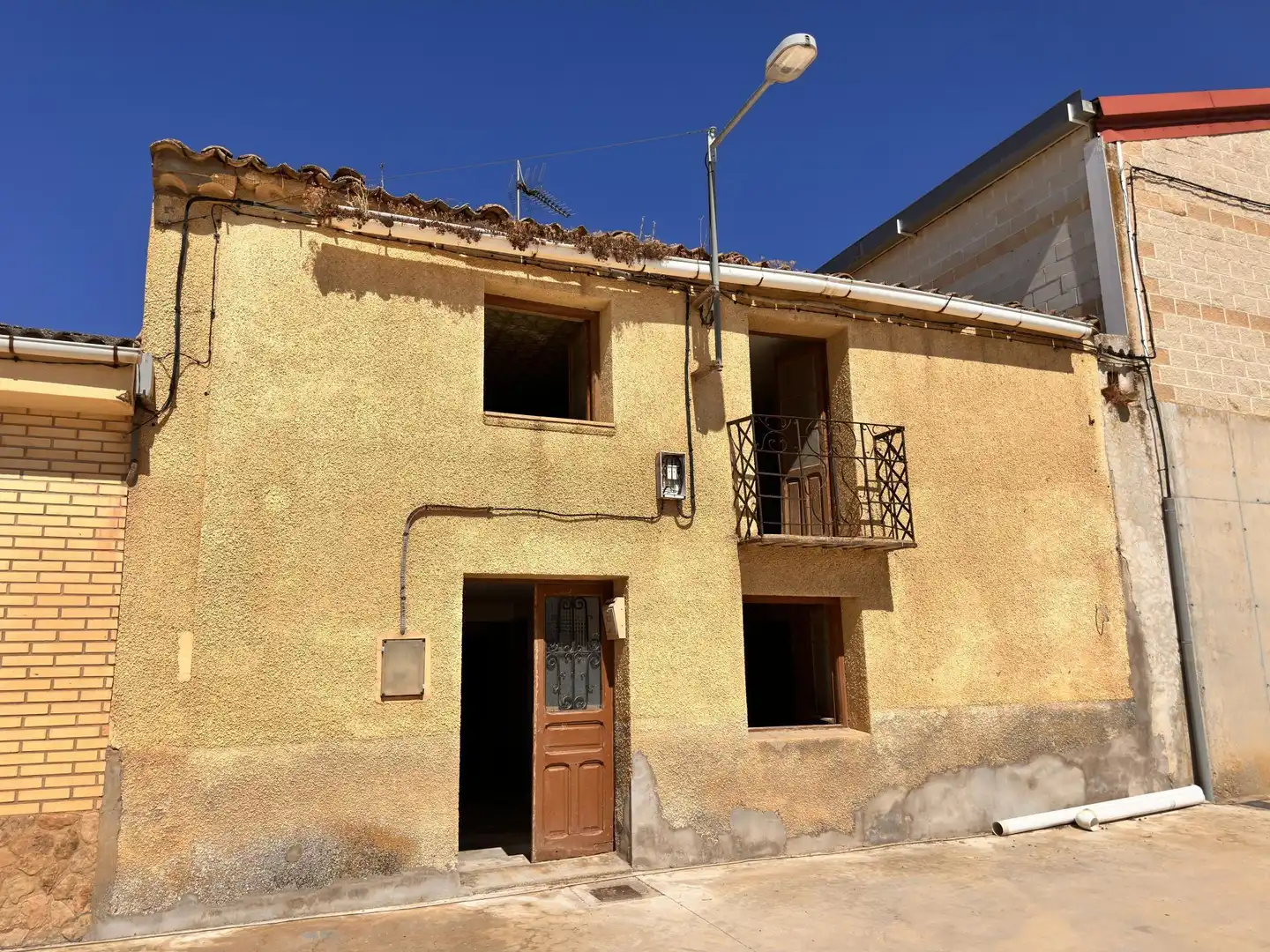 Exterior view of Flat for sale in Frechilla de Almazán  with Private garden and Balcony