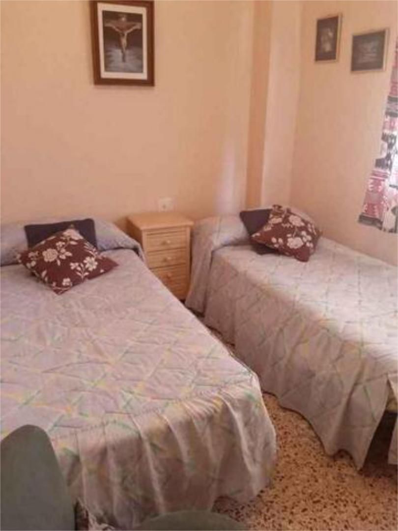 Dormitori de Apartament en venda en Sollana amb Terrassa, Traster i Moblat