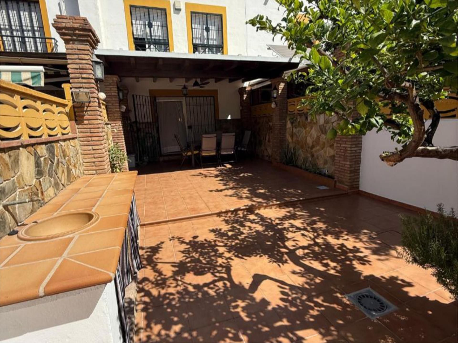 Terrassa de Casa adosada de lloguer en Vélez-Málaga amb Jardí privat, Terrassa i Piscina