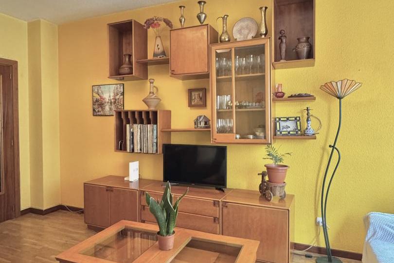 Foto 1 de Pis en venda a Calle Salvador del Mundo, 5, Vista Alegre, Madrid