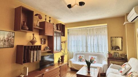 Foto 2 de Pis en venda a Calle Salvador del Mundo, 5, Vista Alegre, Madrid