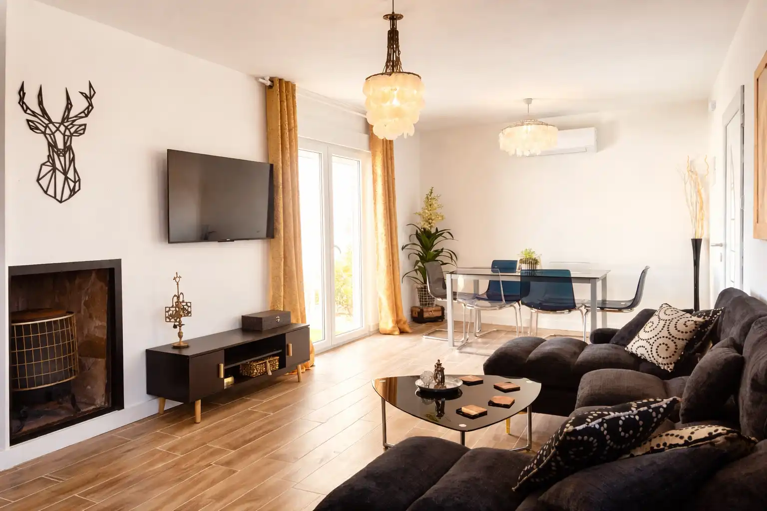 Detached homes for sale in Aldea las Islas, 17, El Robledo Living room of Detached homes for sale in El Robledo with Air Conditioner, Heating and Private garden