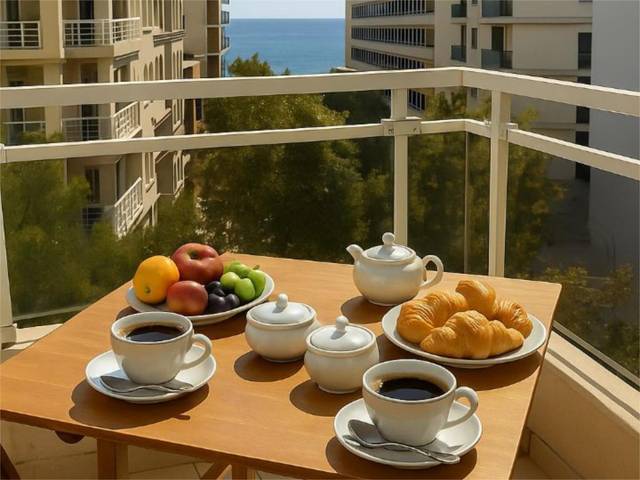 Piso en Alquiler en Carrer Oscar Espla, 17 en Zona Pueblo