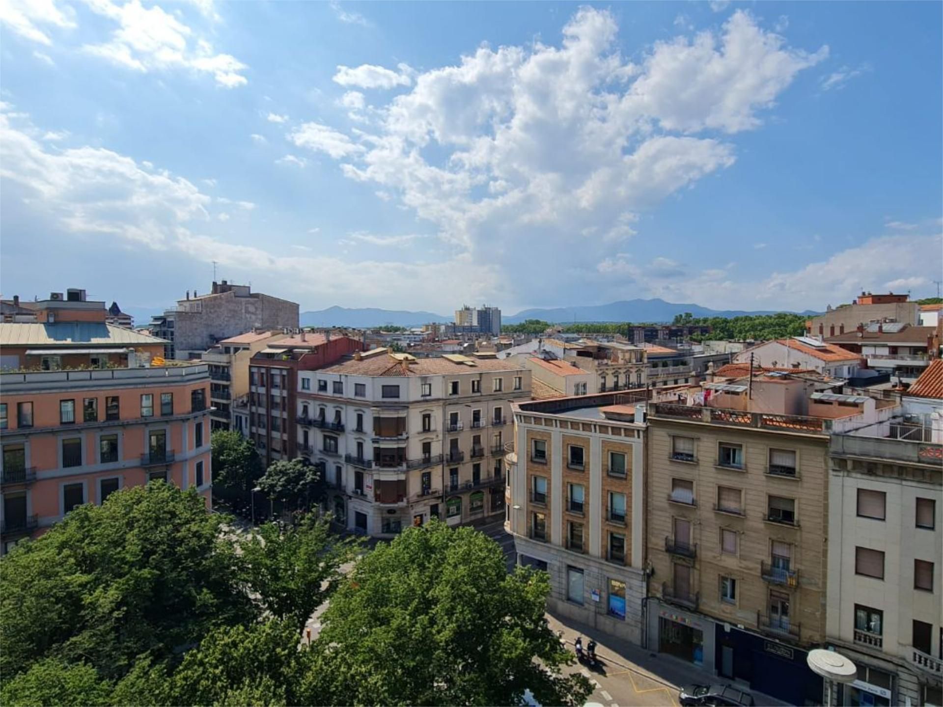Vista exterior de Oficina de lloguer en Girona Capital
