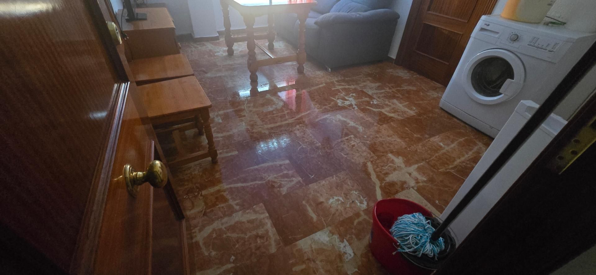 Sala d'estar de Apartament de lloguer en  Jaén Capital amb Aire condicionat, Calefacció i Moblat