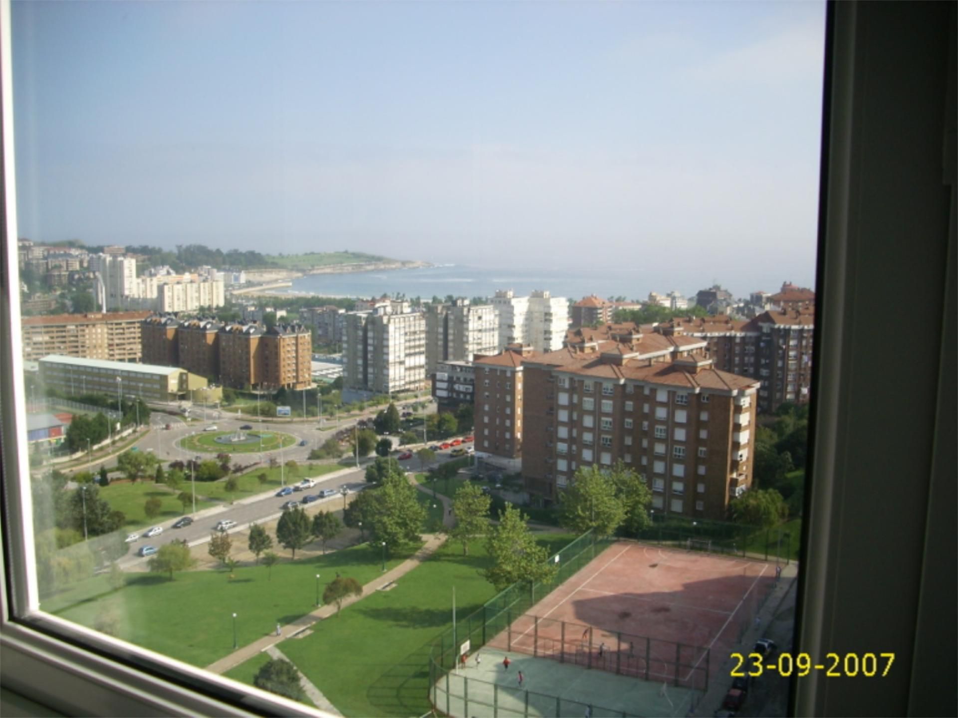Flat to rent in Calle Fernando de los Ríos, 20, Los Castros