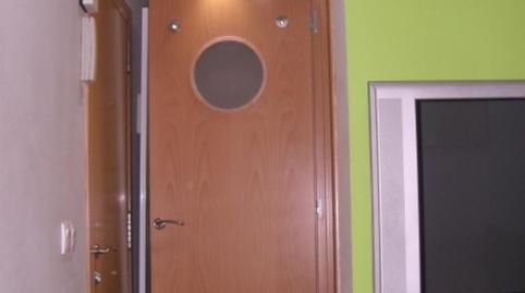 Piso en venta en Via Favència, 173, Les Roquetes, Barcelona Capital - imagen 2 Foto 2 de Piso en venta en Via Favència, 173, Les Roquetes, Barcelona Capital