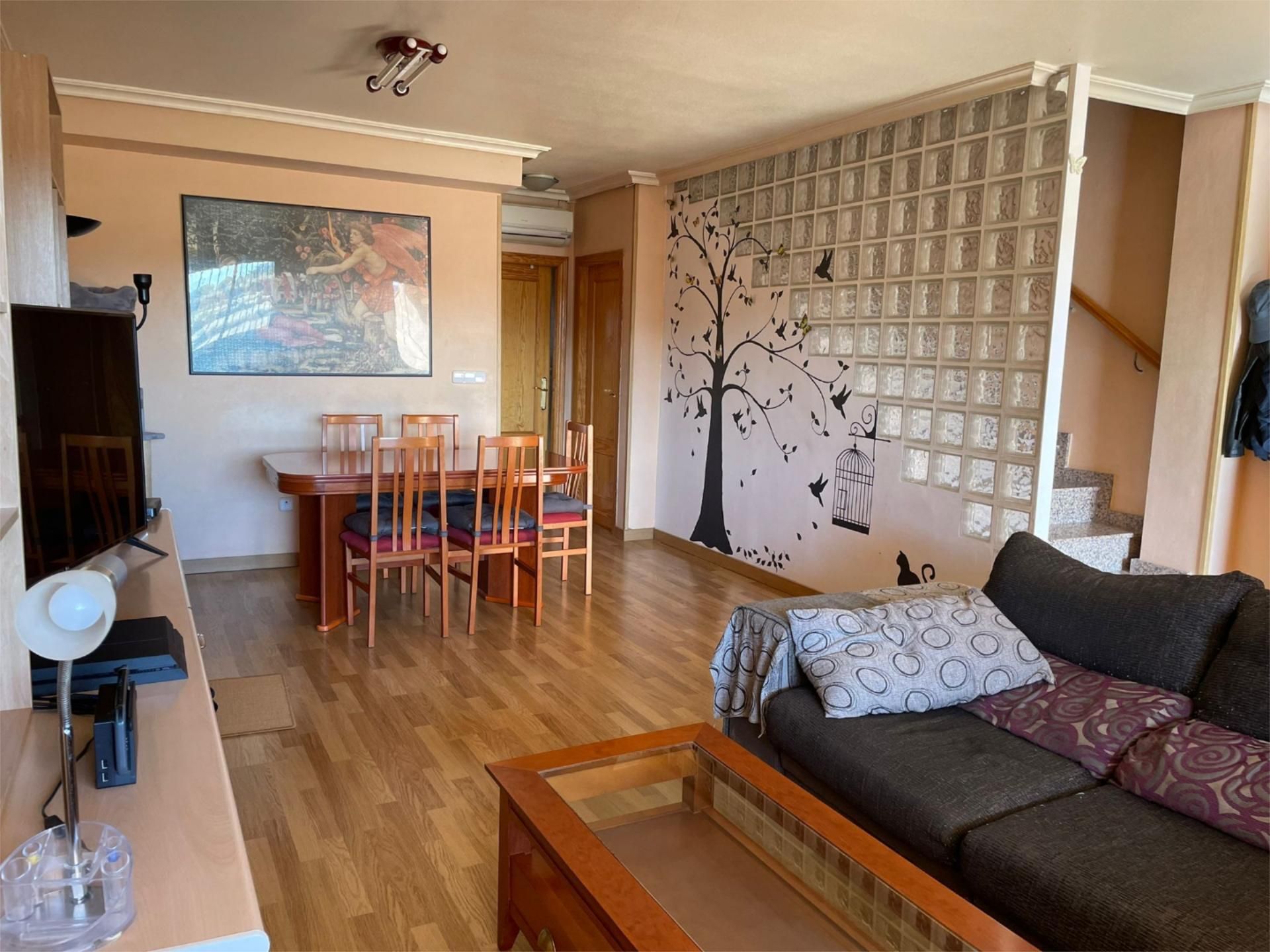 Living room of Duplex to rent in Las Torres de Cotillas  with Parquet flooring, Terrace and Furnished