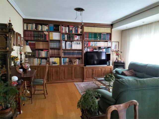 Piso en Venta en Hispanoamérica - Bernabéu