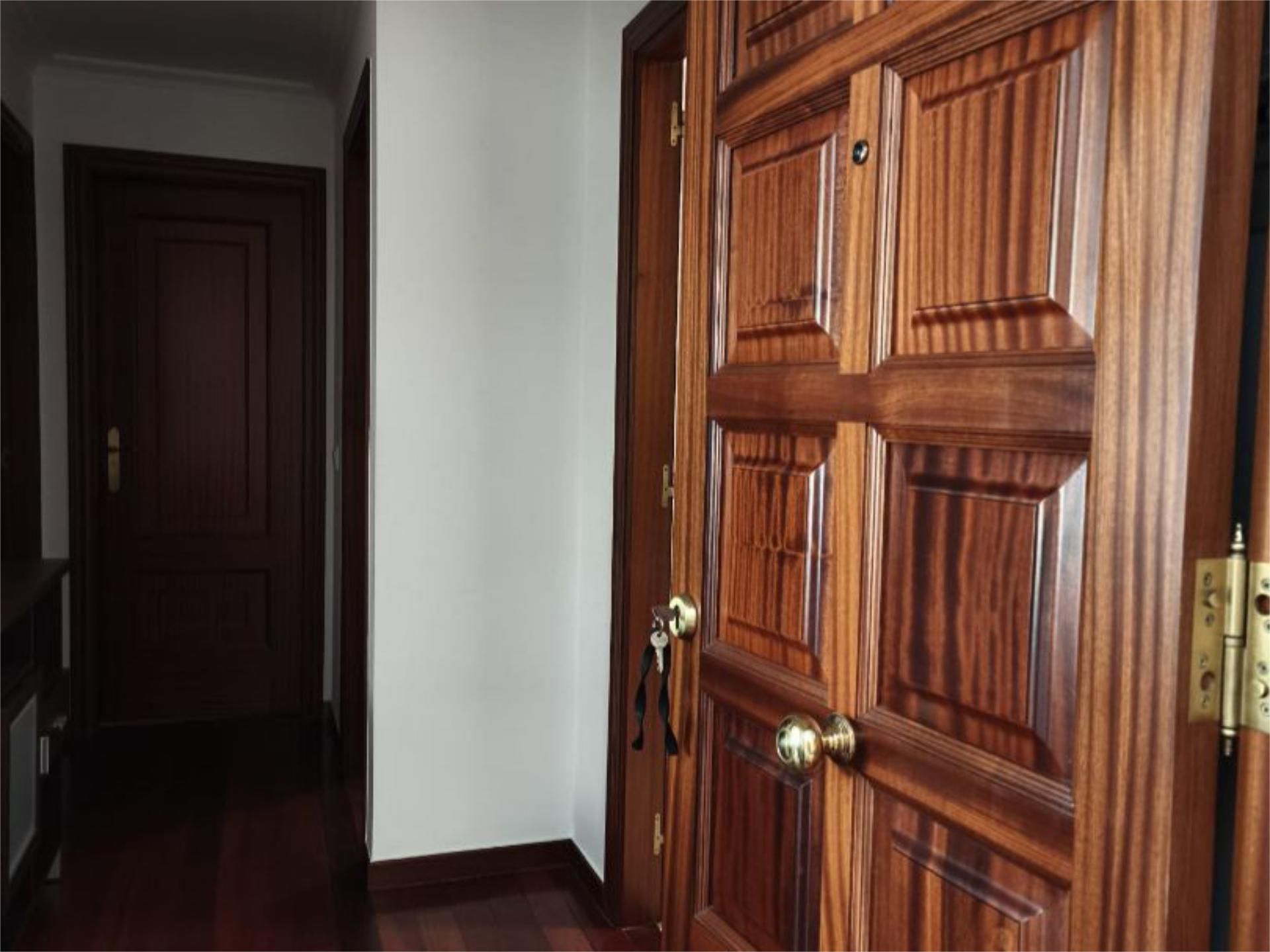 Flat for sale in Santiago de Compostela 