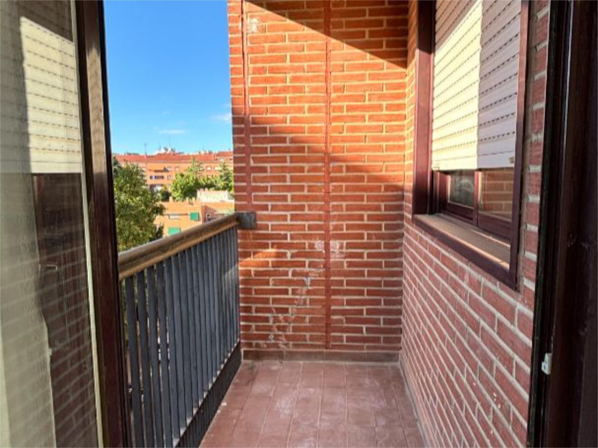 Balcony of Flat for sale in Valladolid Capital  with Heating, Terrace and Storage room