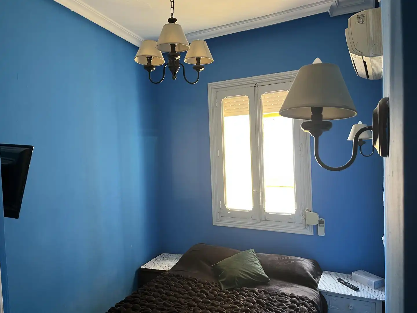 Room in Calle de José Ortega y Gasset, 92, Lista Bedroom of Flat for share in Madrid with Air Conditioner, Heating and Parquet flooring