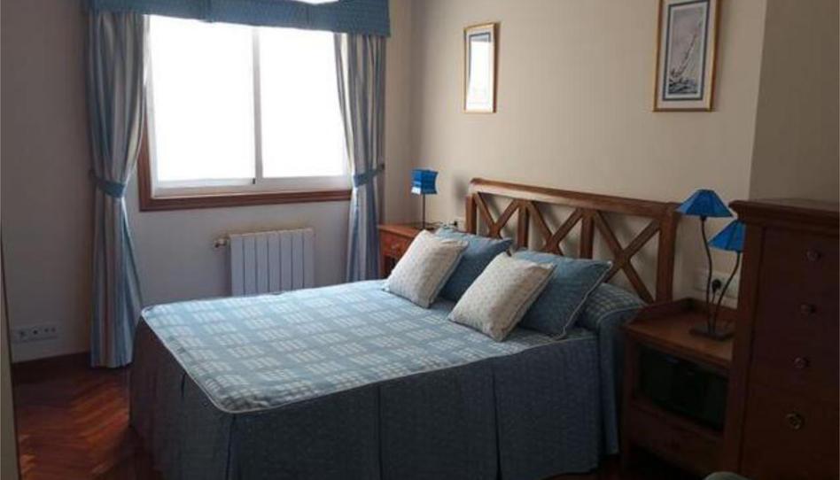 Foto 1 de Piso en venta en Perillo, A Coruña