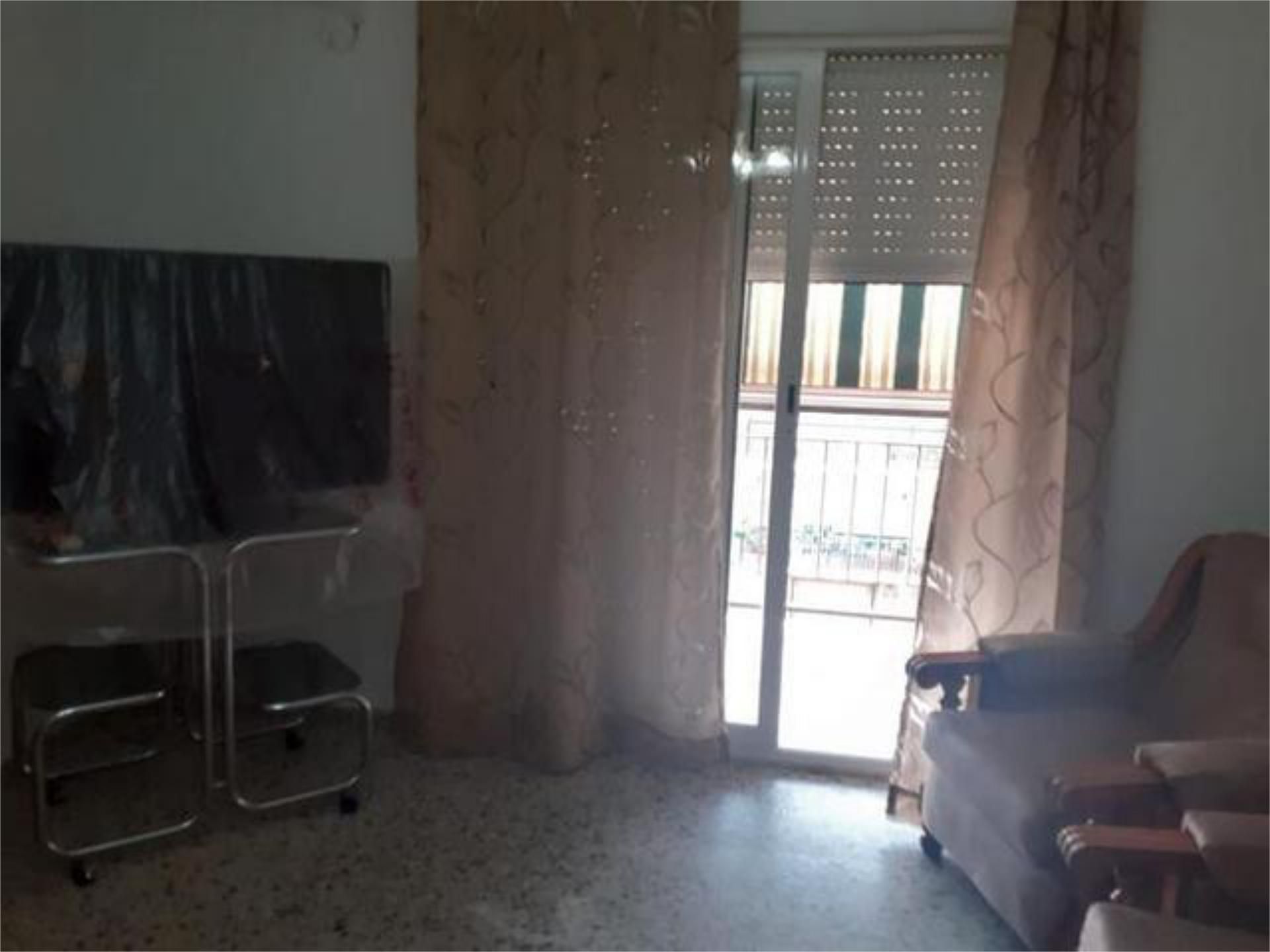 Habitación de Piso de alquiler en  Córdoba Capital con Terraza y Amueblado
