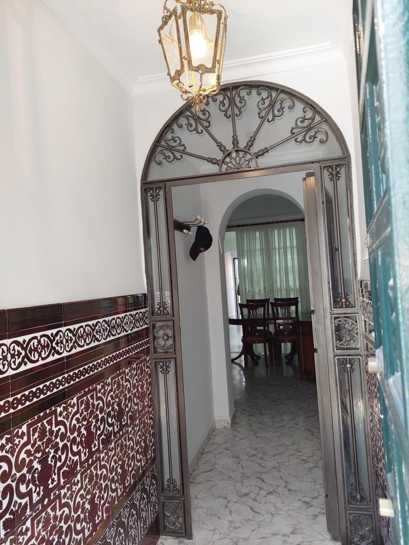 Casa o xalet en venda en San Juan de Aznalfarache amb Aire condicionat i Balcó