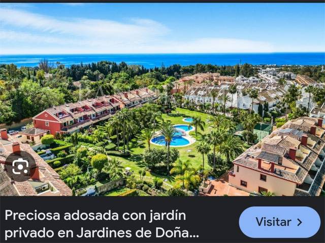 Casa adosada en Venta en Calle Pintor Losada, 1 en Lomas de Marbella Club