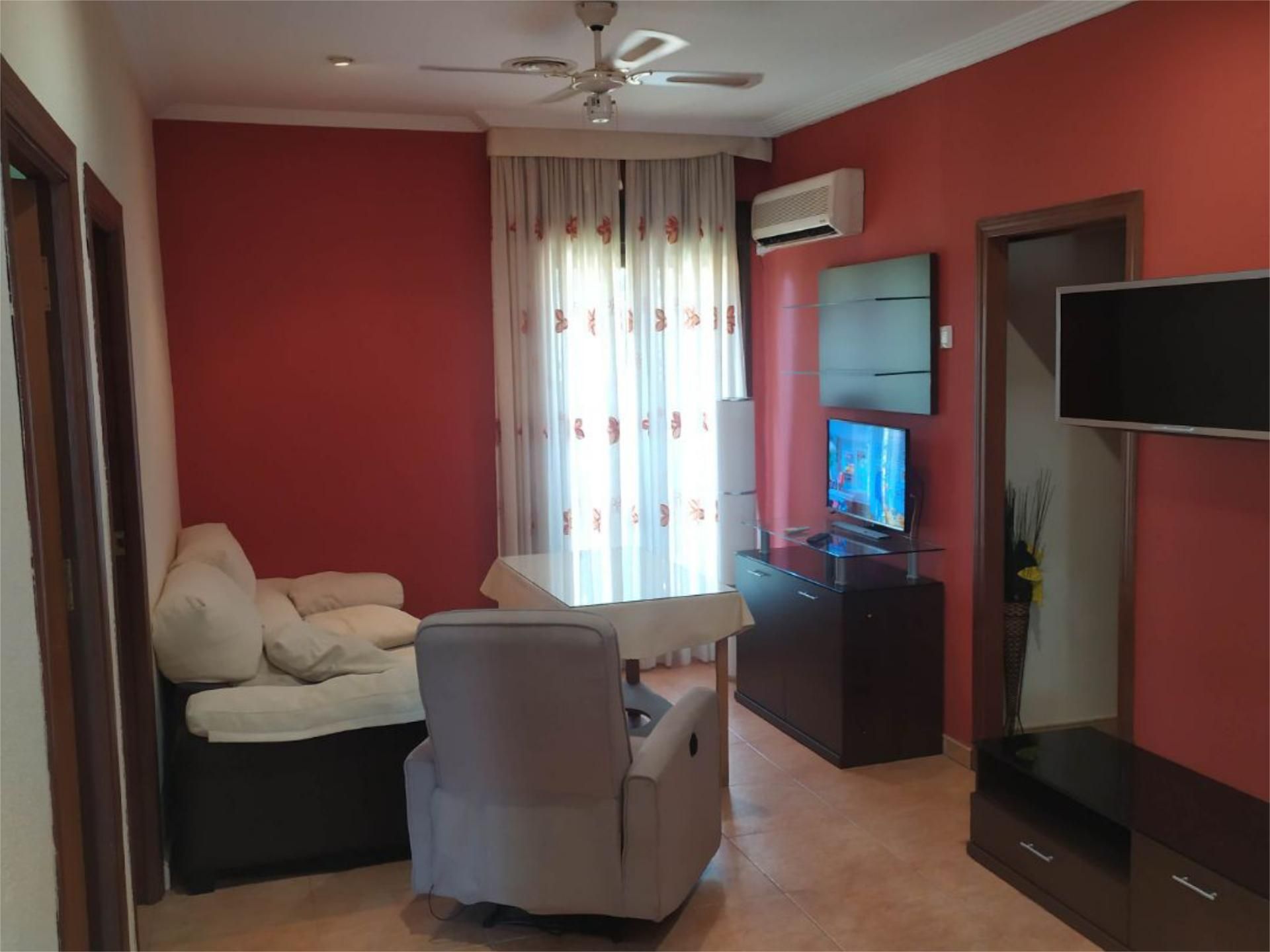 Living room of Flat to rent in  Sevilla Capital  with Air Conditioner, Heating and Furnished