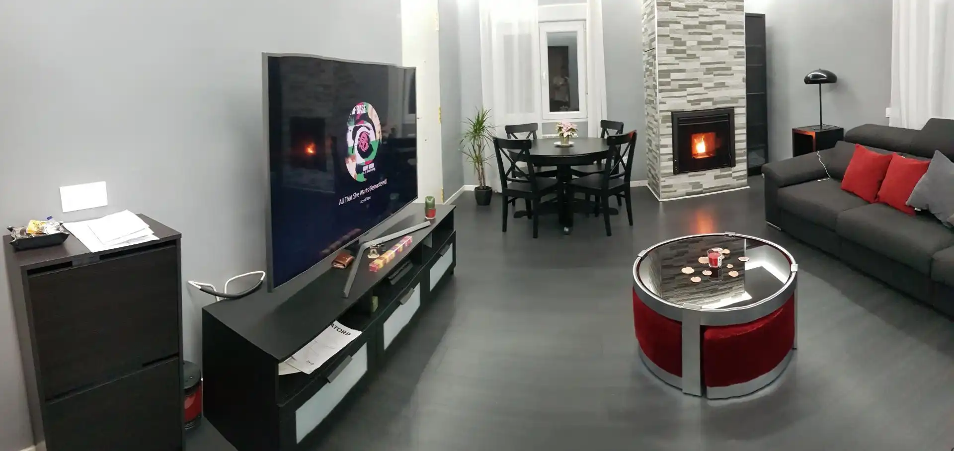 Piso en venta en Calle Río Cifuentes, 159, El Casar Sala de estar de Piso en venta en El Casar con Calefacción, Jardín privado y Parquet