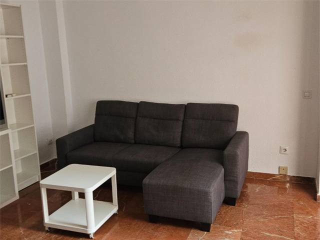 Piso en Alquiler en Calle Calatrava, 8 en San Gil