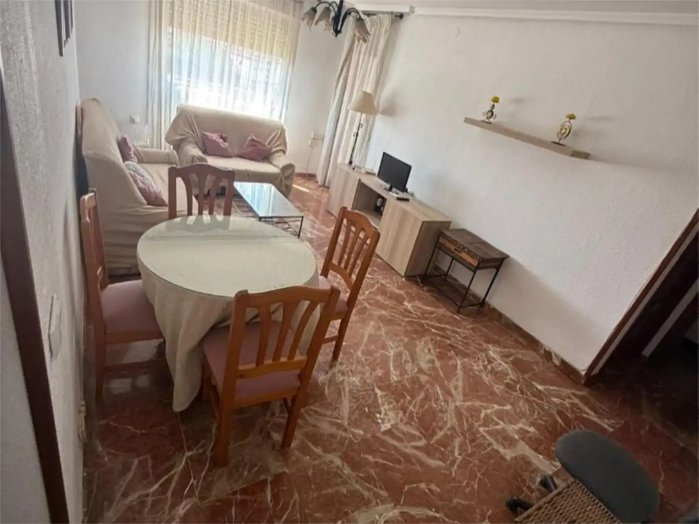 Habitació a Plaza Profesor Tierno Galván, 14, El Ranero Sala d'estar de Pis per a compartir en Murcia amb Aire condicionat, Moblat i Balcó