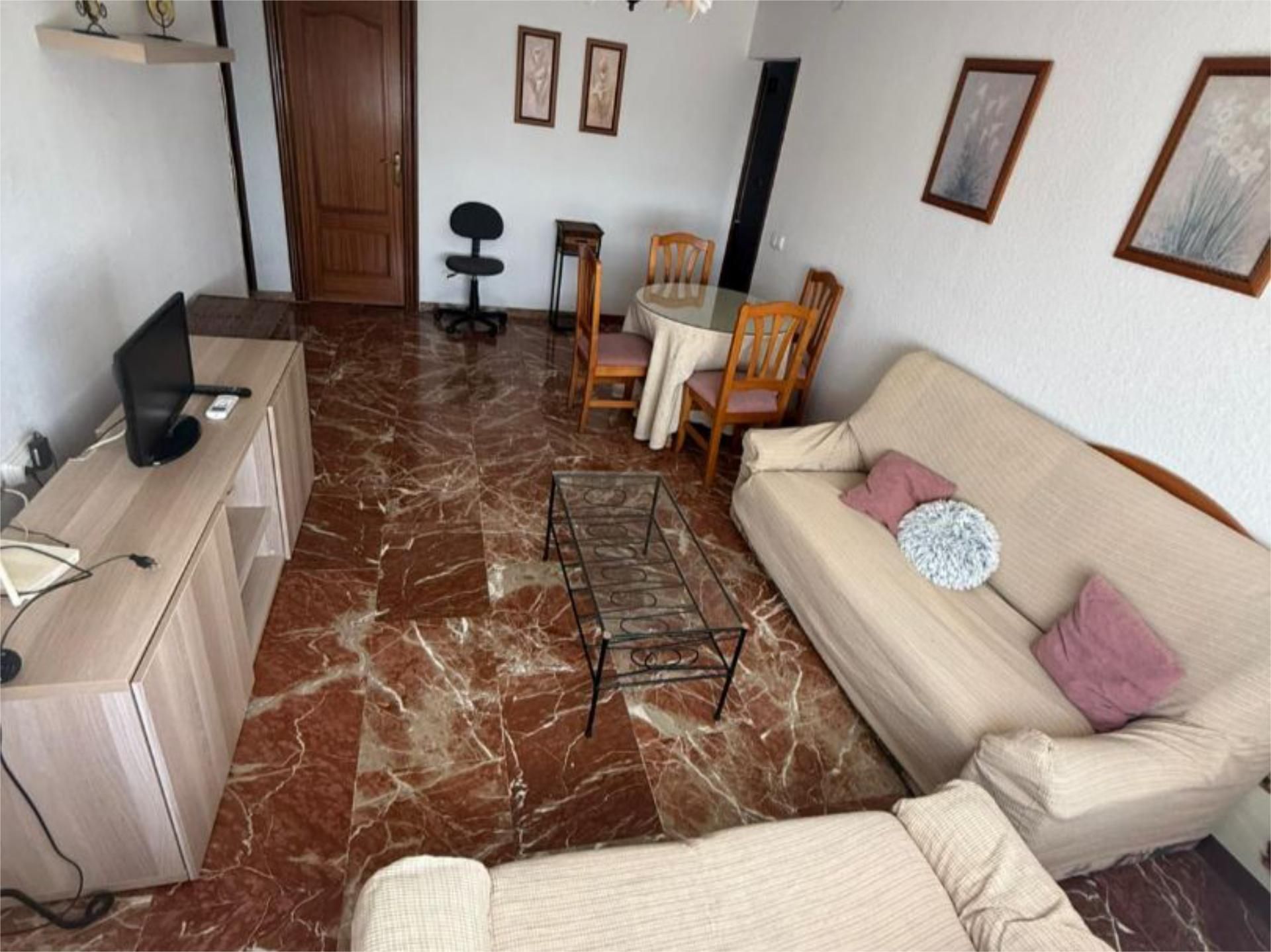Living room of Flat to share in  Murcia Capital  with Air Conditioner, Furnished and Balcony