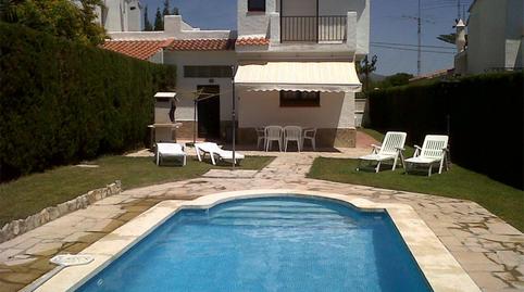 Foto 2 de Casa adosada en venda a Carrer Mistral, 409b, Les Tres Cales, Tarragona