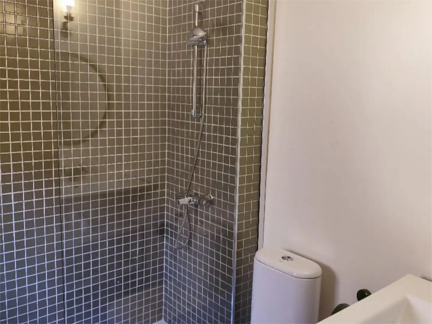 Piso de alquiler en Plaza San Esteban, 13, Plaza Mayor - San Agustín Baño de Piso de alquiler en Segovia con Calefacción, Parquet y Amueblado
