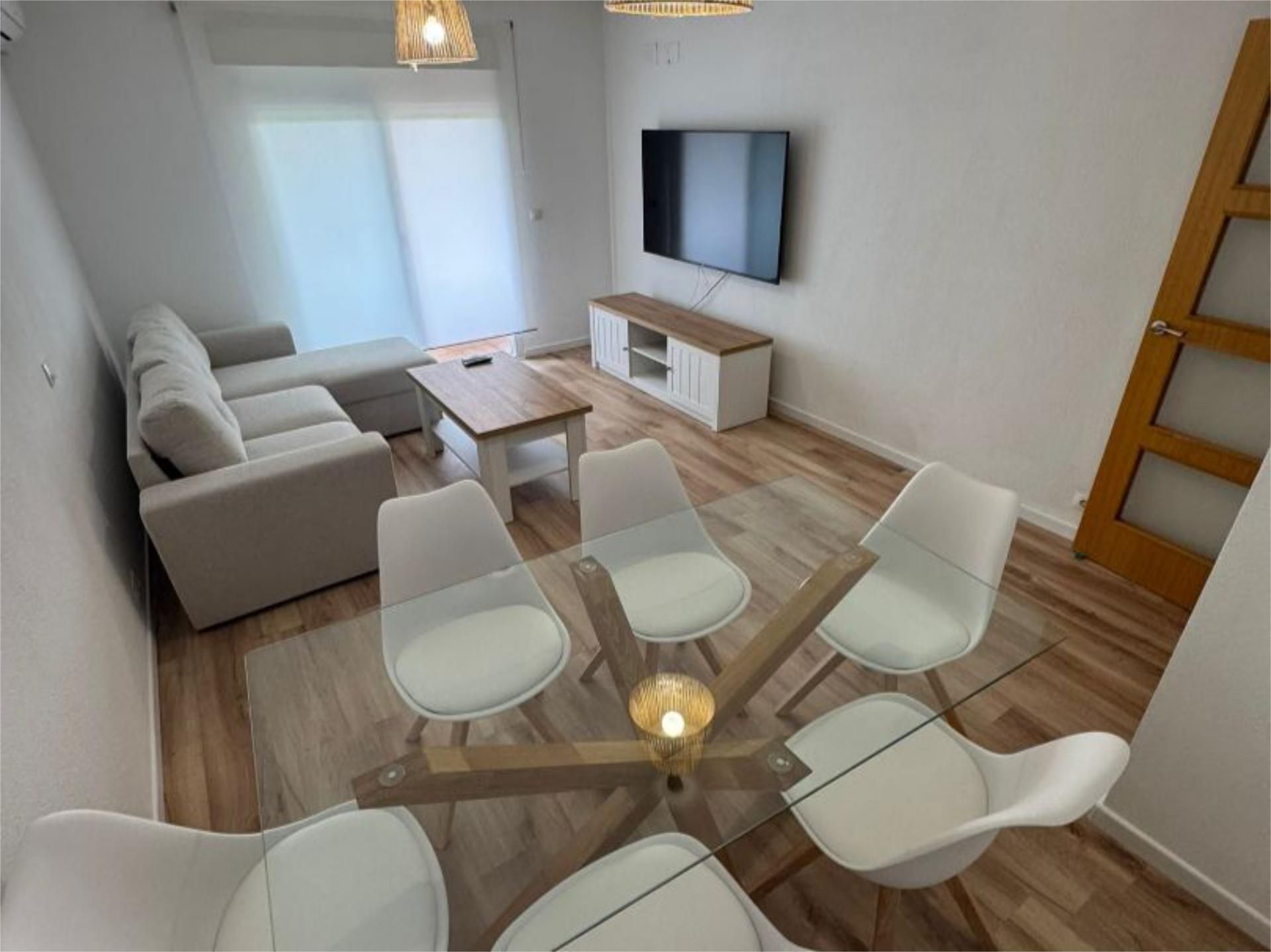 Living room of Flat to rent in San Vicente del Raspeig / Sant Vicent del Raspeig  with Air Conditioner, Parquet flooring and Terrace