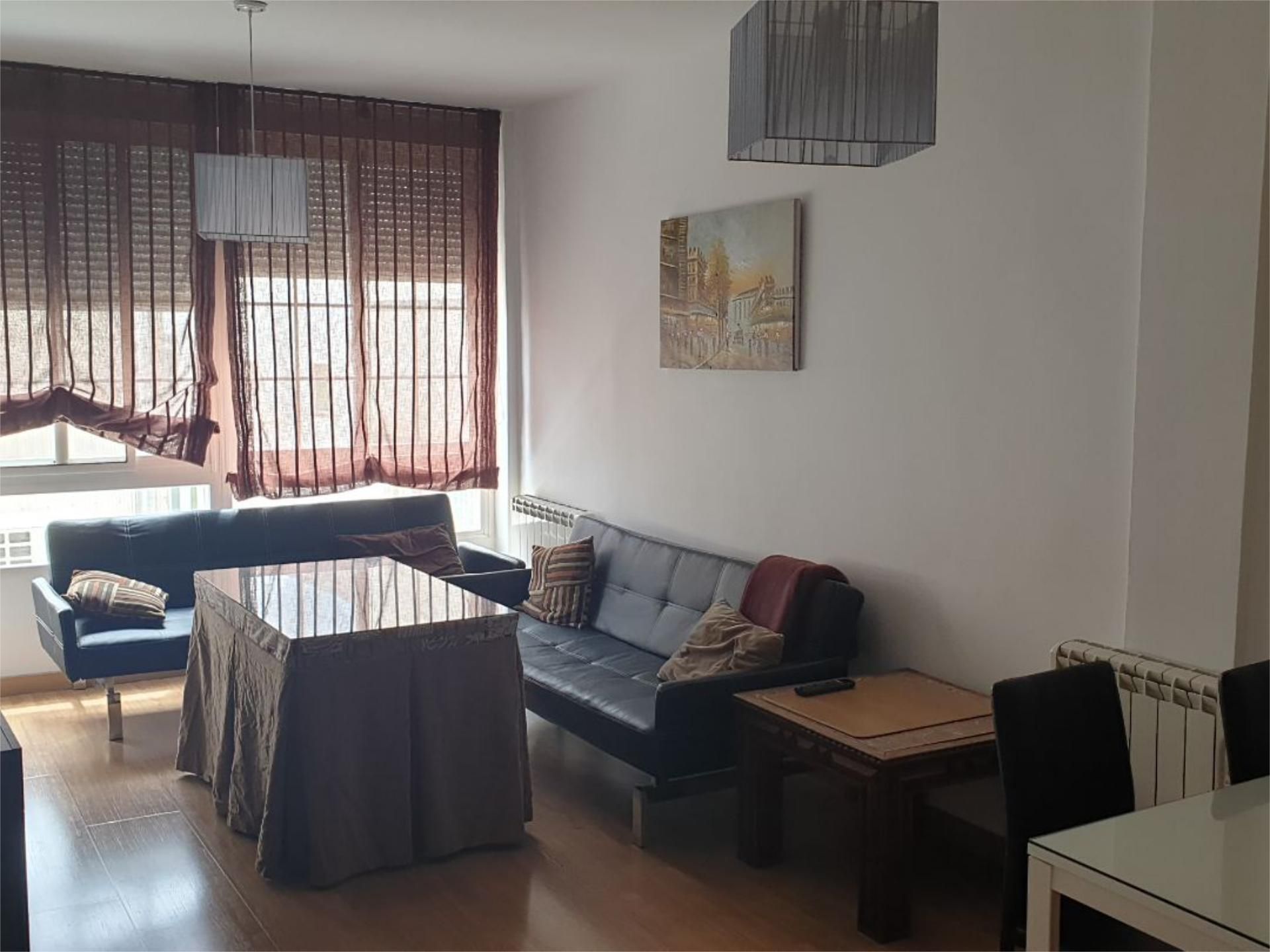 Sala d'estar de Pis de lloguer en  Jaén Capital amb Aire condicionat
