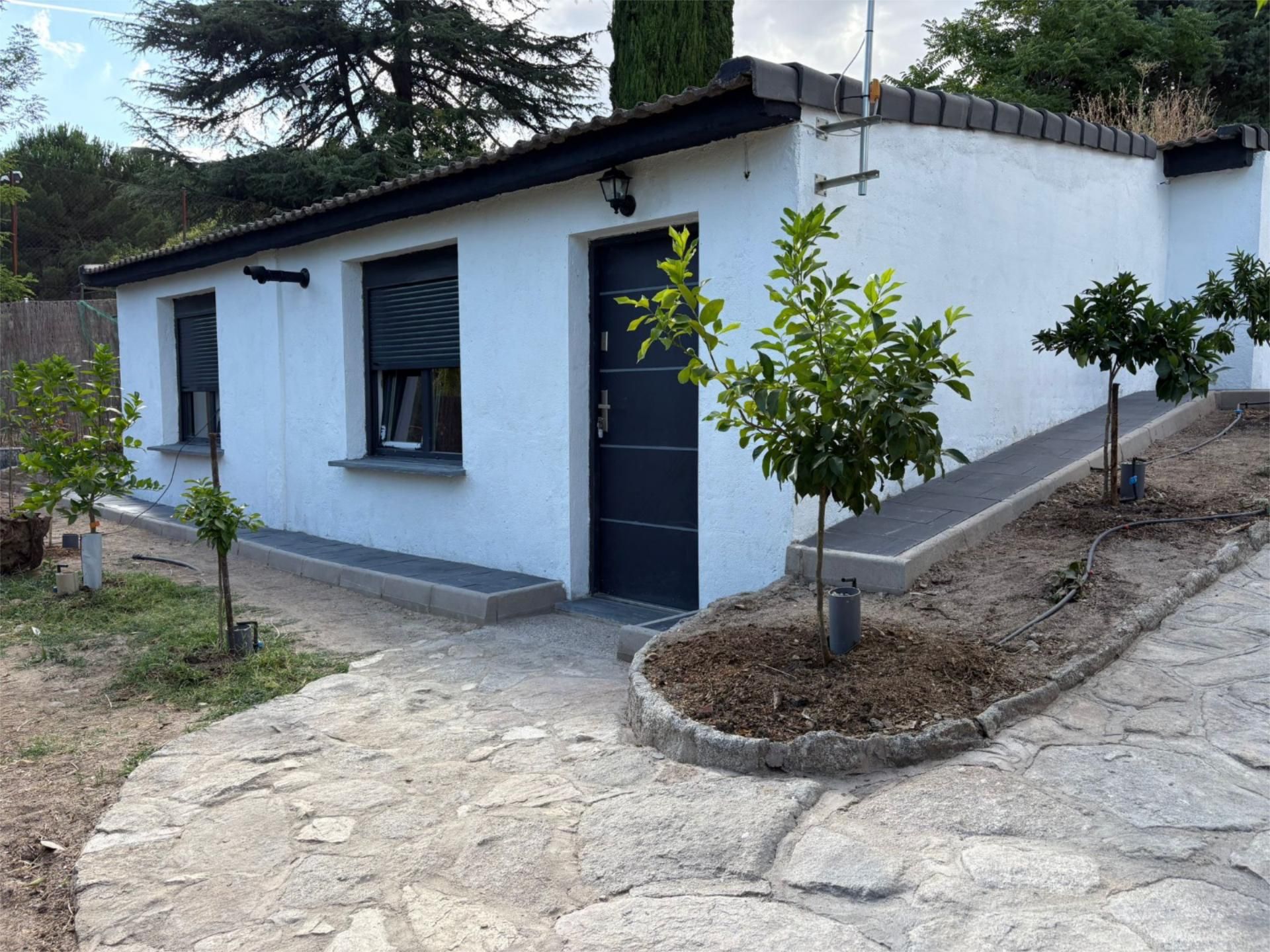 Garden of Planta baja to rent in Torrelodones  with Heating and Furnished