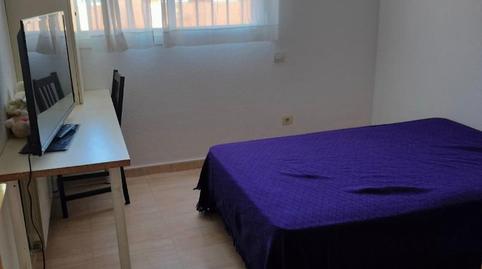 Foto 3 de Casa adosada per a compartir a Calle Grecia, 15, Chozas de Canales, Toledo