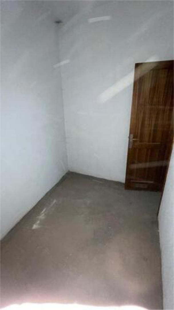 Box room to rent in Barlovento