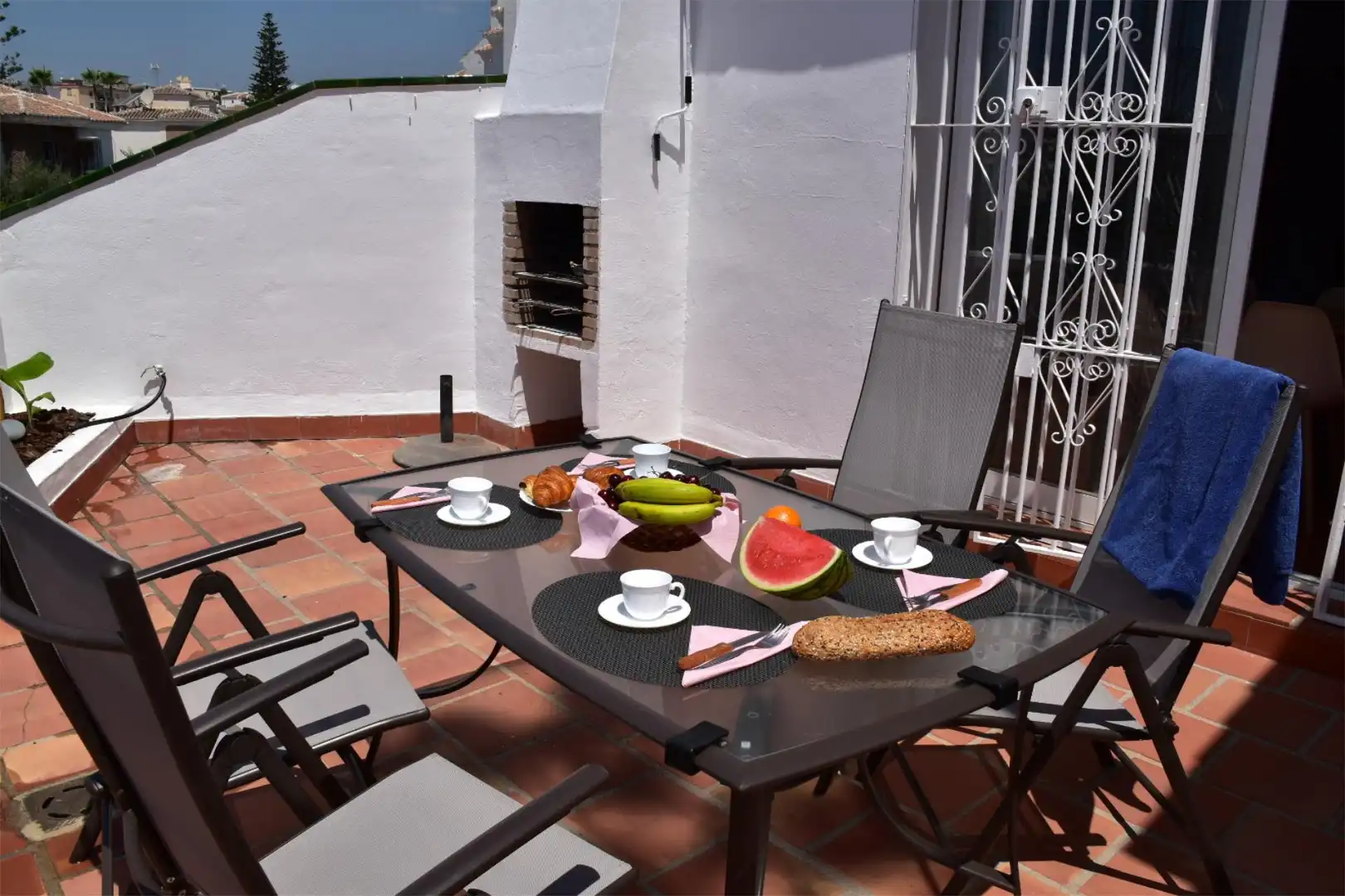 Terraza de Piso de alquiler en Nerja con Aire acondicionado, Calefacción y Jardín privado