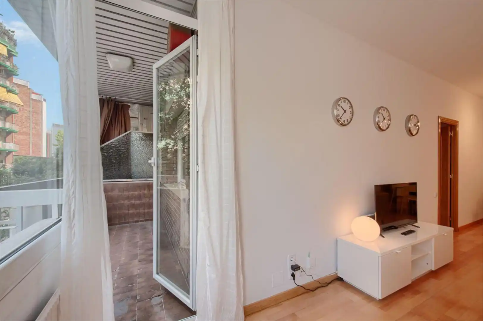 Room in Carrer de Còrsega, 52, La Nova Esquerra de l'Eixample