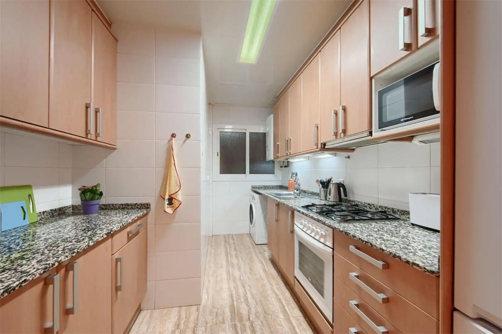 Room in Carrer de Còrsega, 52, La Nova Esquerra de l'Eixample