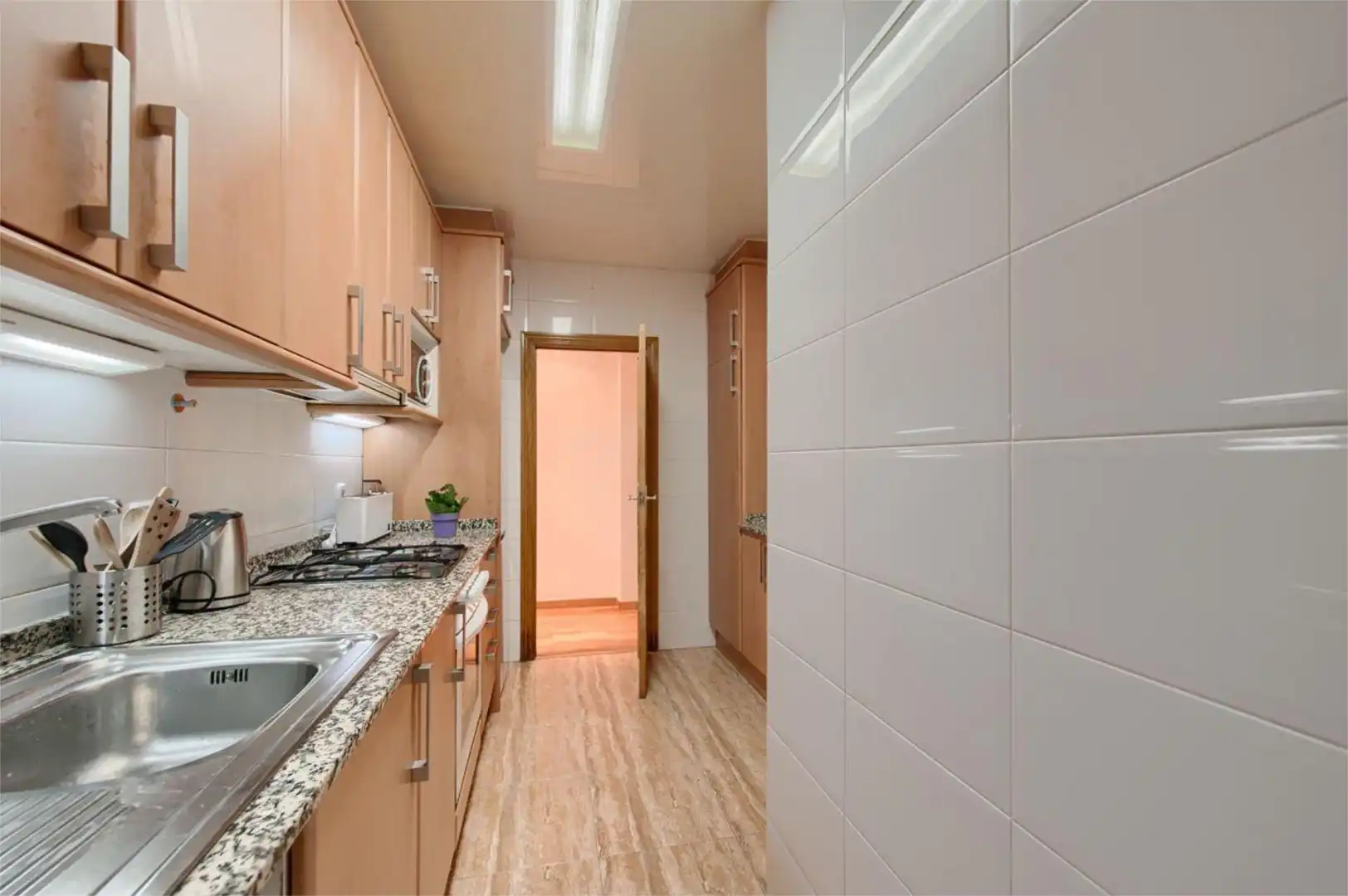 Room in Carrer de Còrsega, 52, La Nova Esquerra de l'Eixample