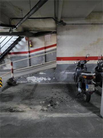 Garaje en Alquiler en Sants-Badal