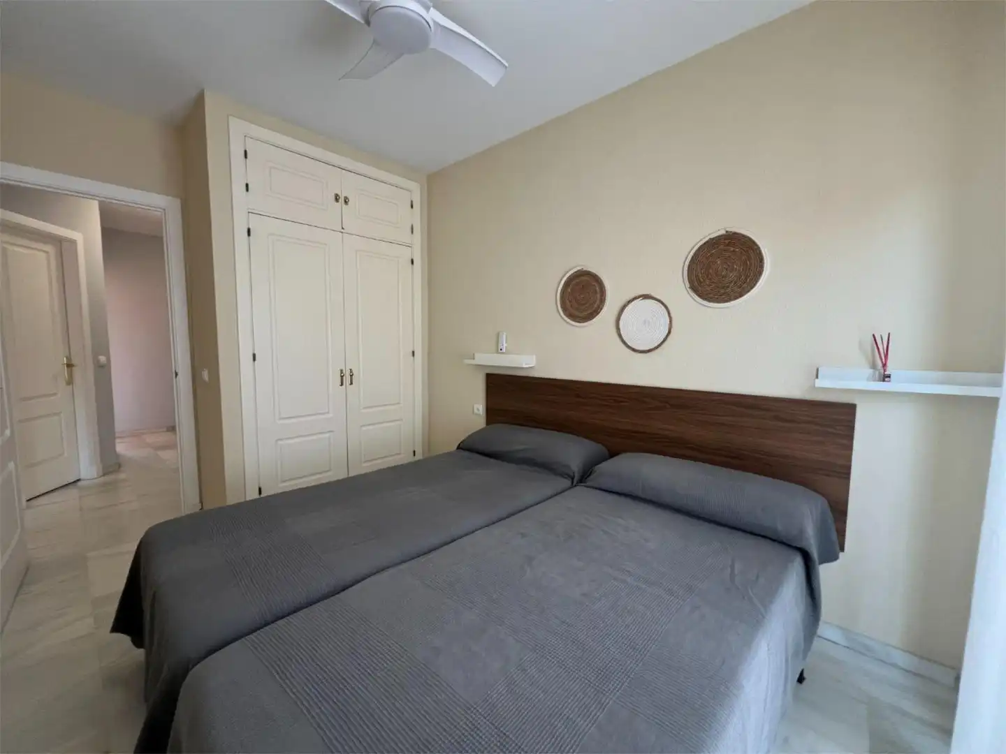 Bedroom of Flat for sale in Chiclana de la Frontera  with Air Conditioner, Private garden and Terrace