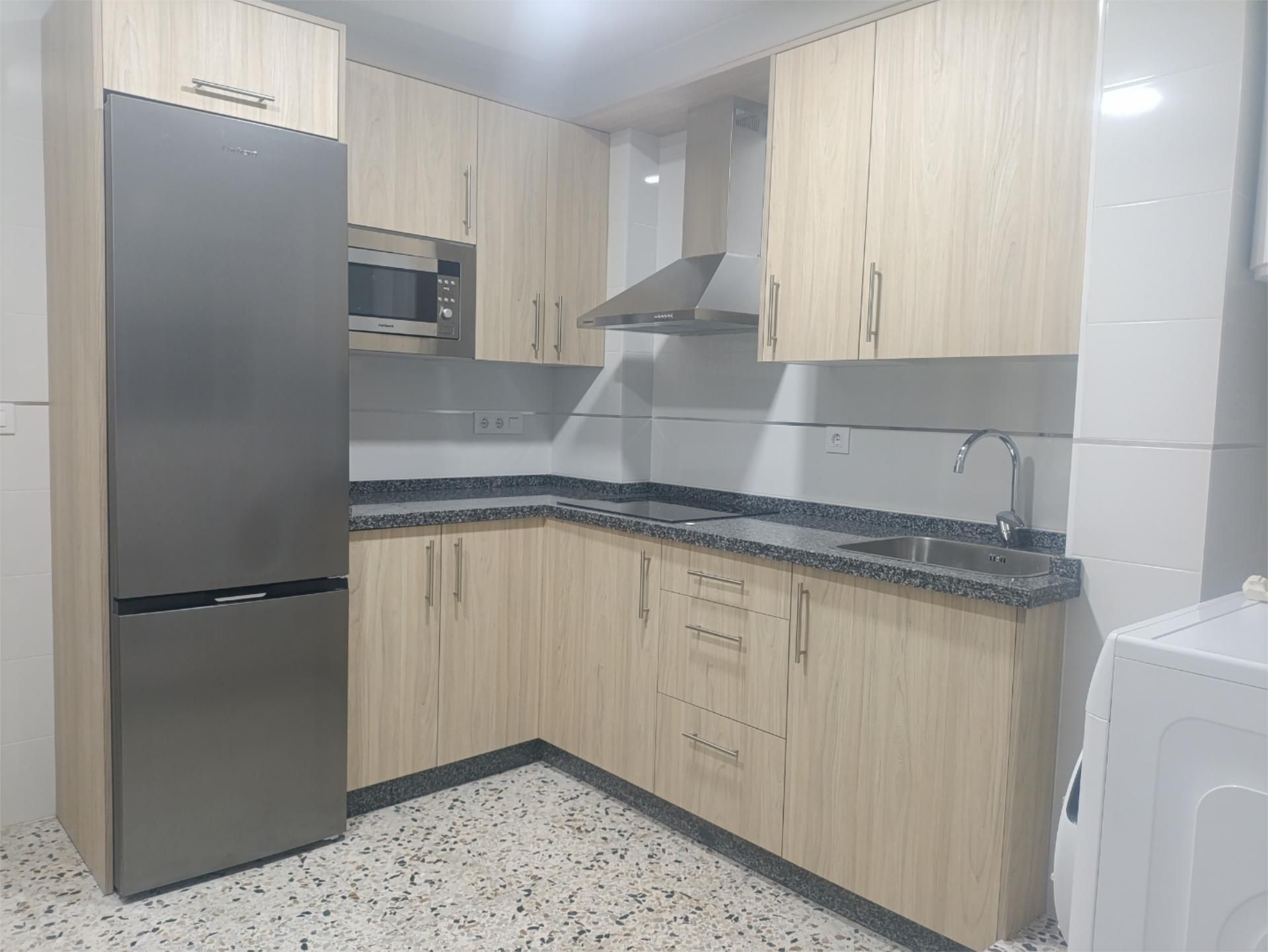 Flat to rent in Calle Poeta Muhammad Iqbal, 1, Sta. Marina - San Andrés - San Pablo - San Lorenzo