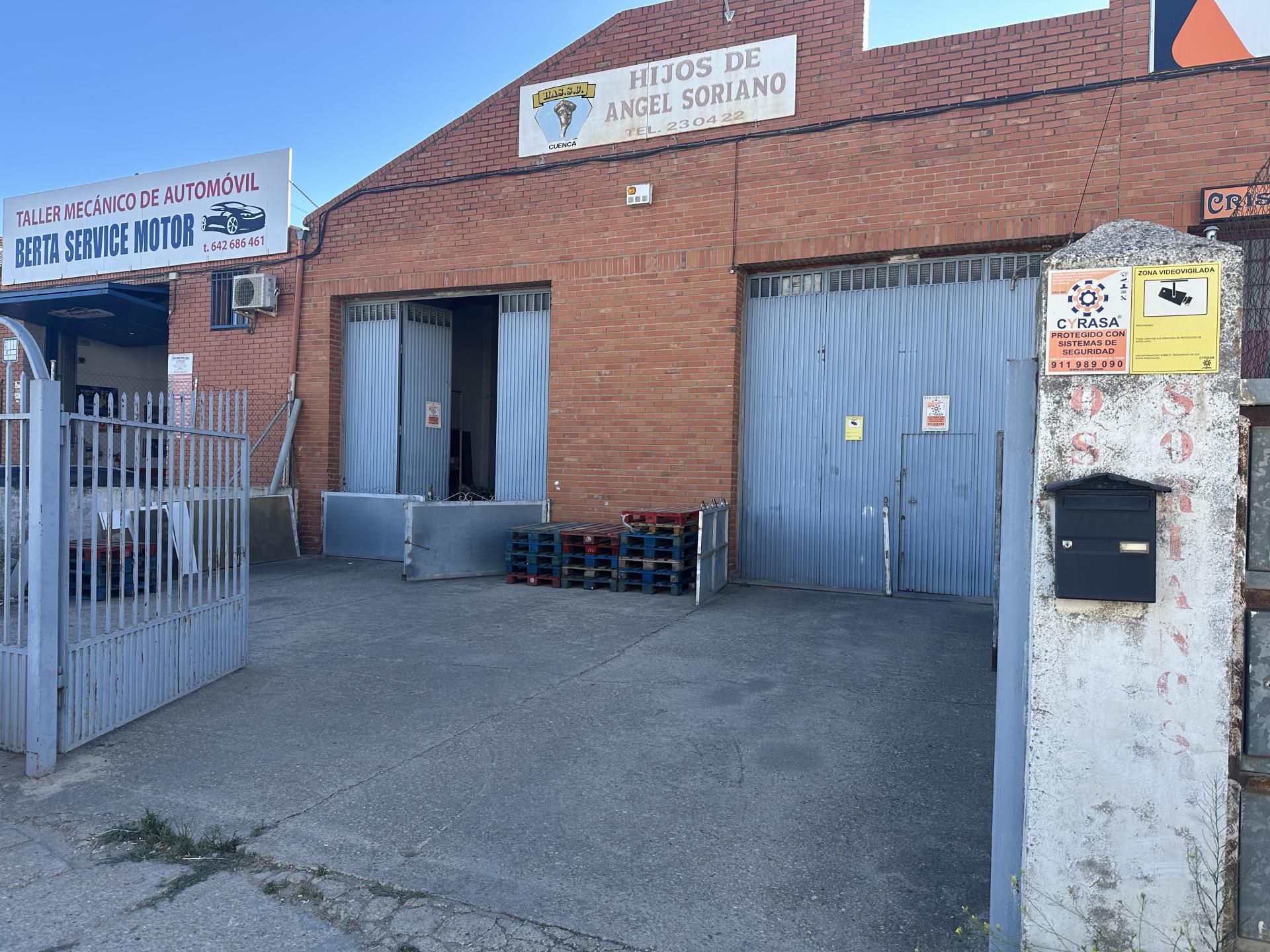 Exterior view of Industrial buildings to rent in Cuenca Capital