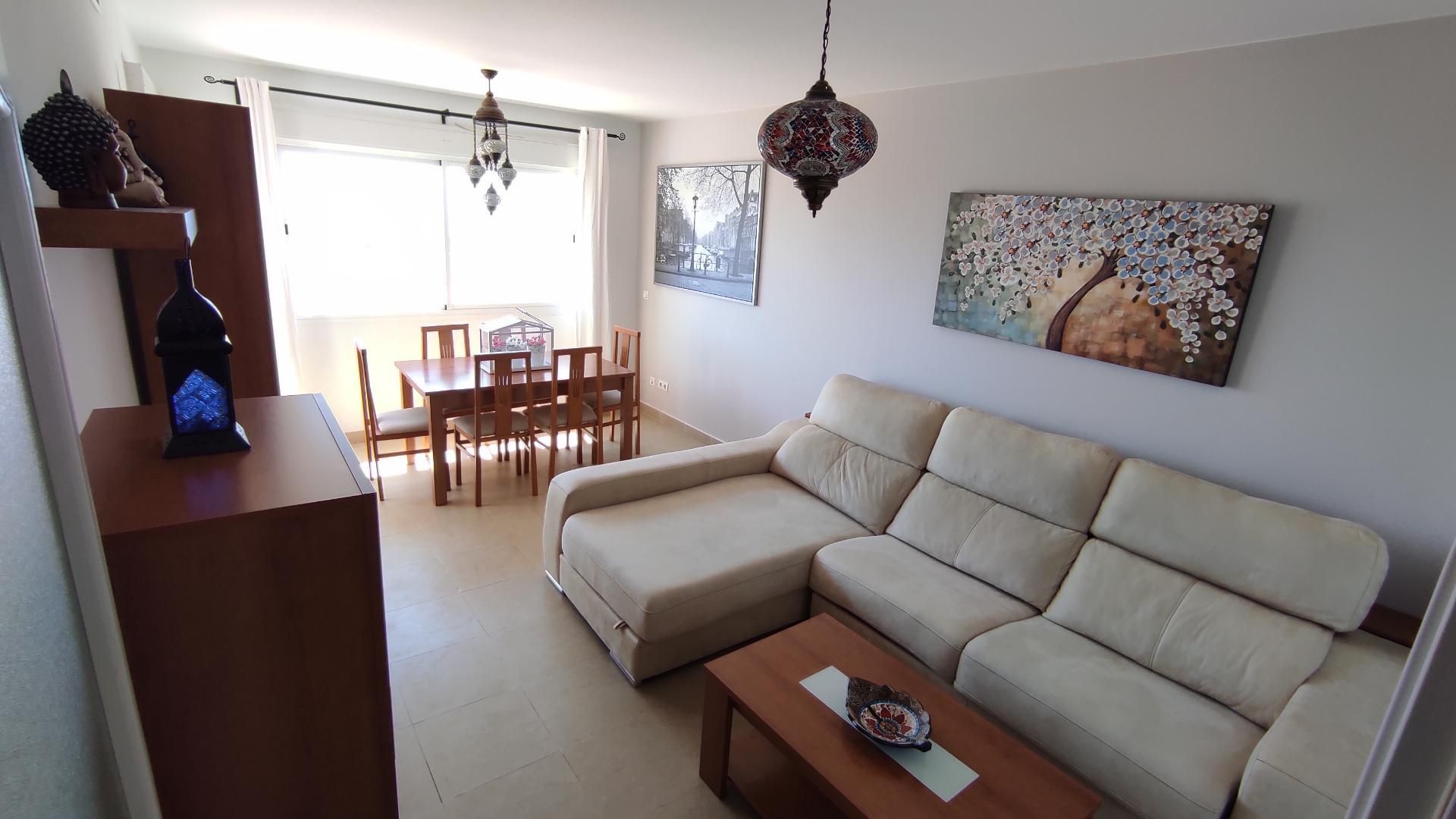 Sala d'estar de Àtic de lloguer en Rincón de la Victoria amb Aire condicionat i Terrassa