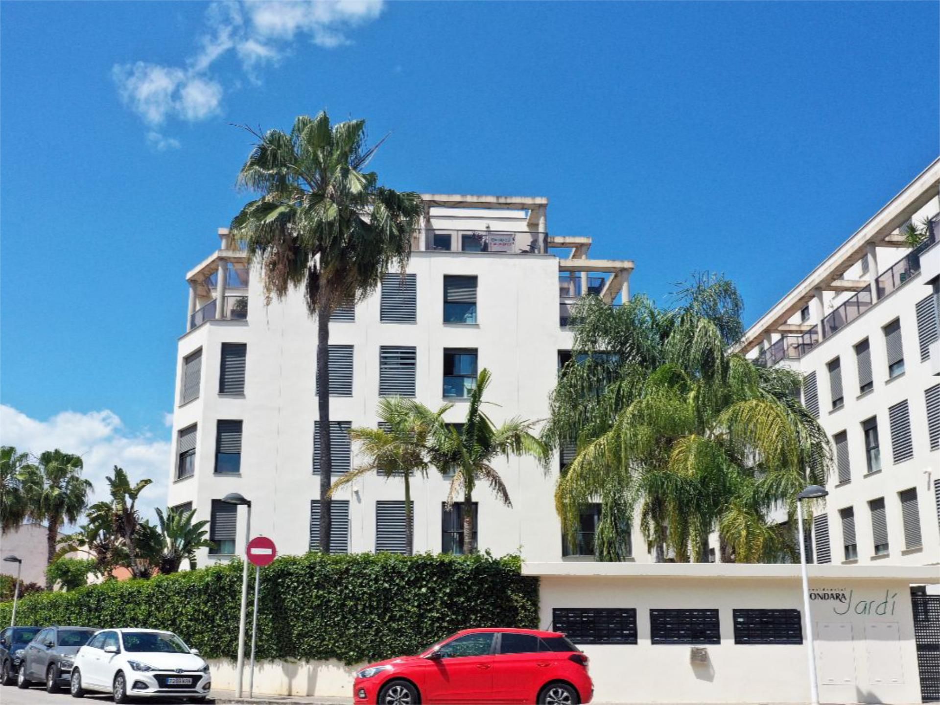 Exterior view of Flat for sale in Ondara  with Air Conditioner, Heating and Private garden