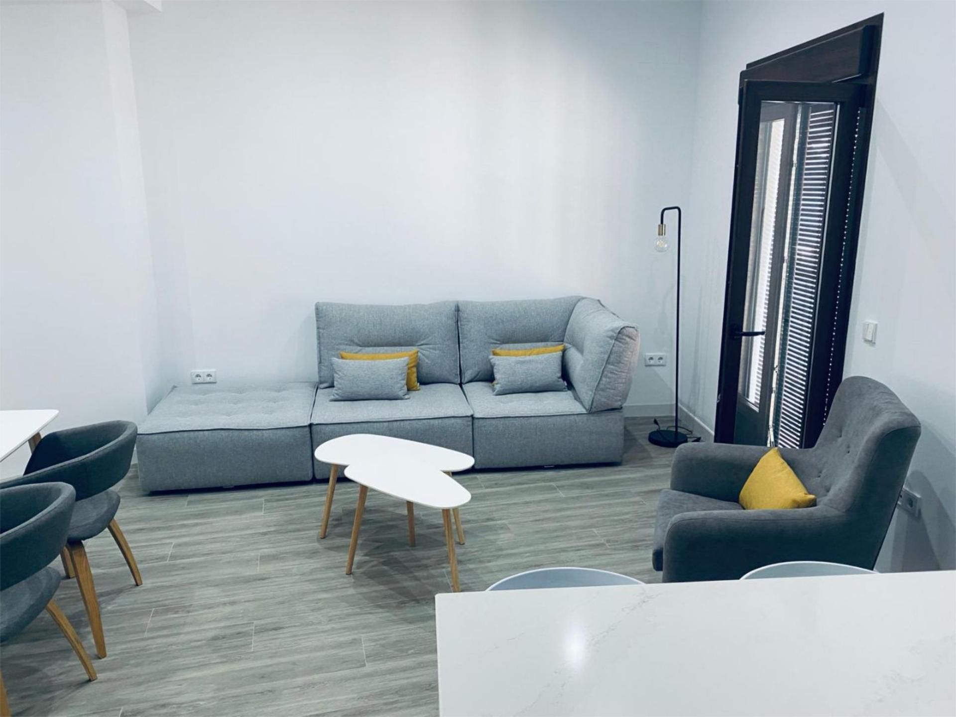 Sala d'estar de Pis de lloguer en Osuna amb Aire condicionat i Moblat
