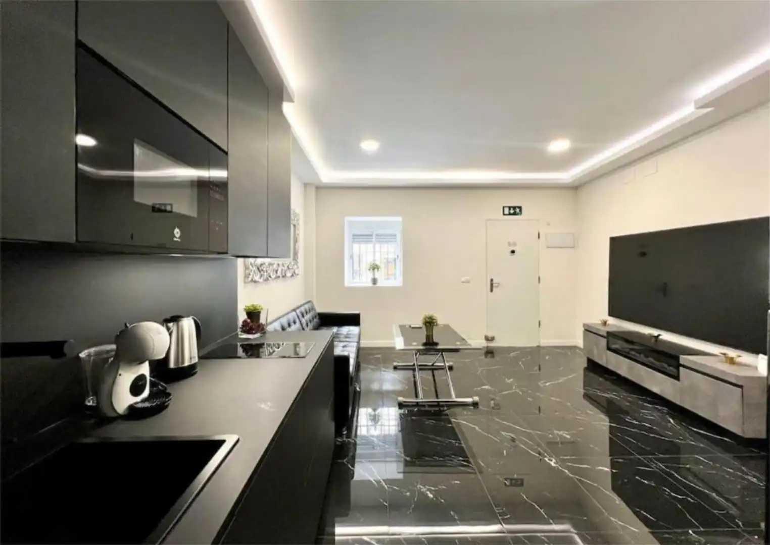 Detached homes for sale in Calle San Juan Bosco, 84, Olletas - Sierra Blanquilla Kitchen of Detached homes for sale in Málaga with Air Conditioner, Terrace and Furnished